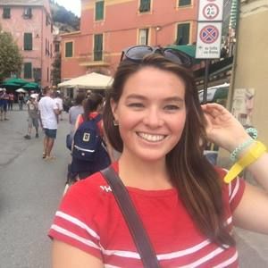 Meet your Posher, Cristina